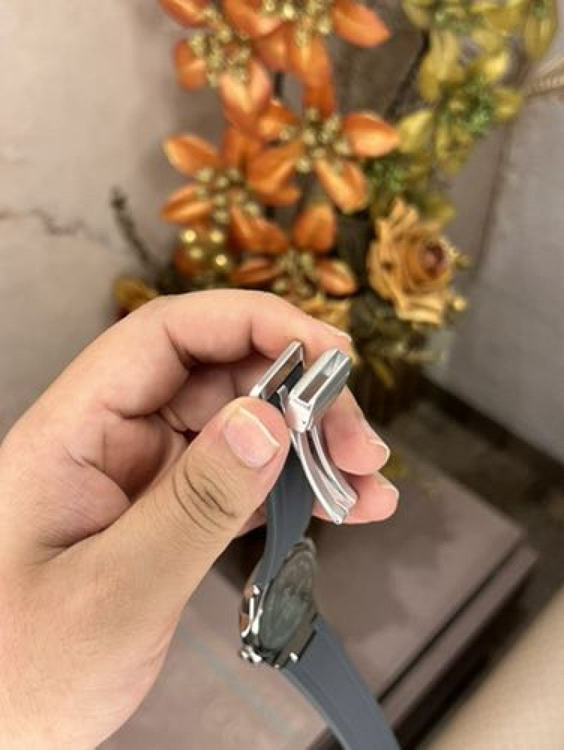 Patek Philippe slim with magnet lock