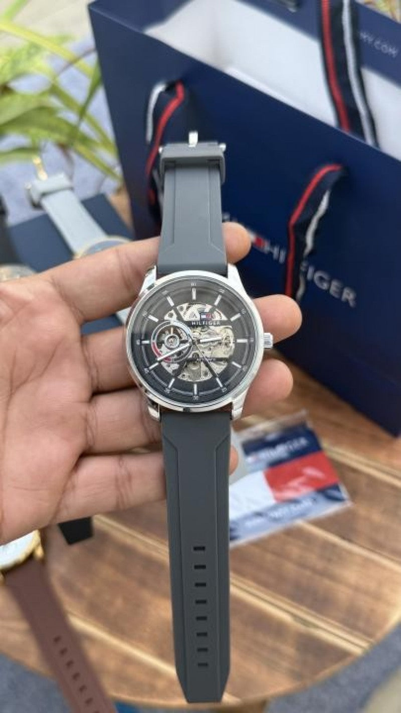 Tomm y Hilfiger Automatic