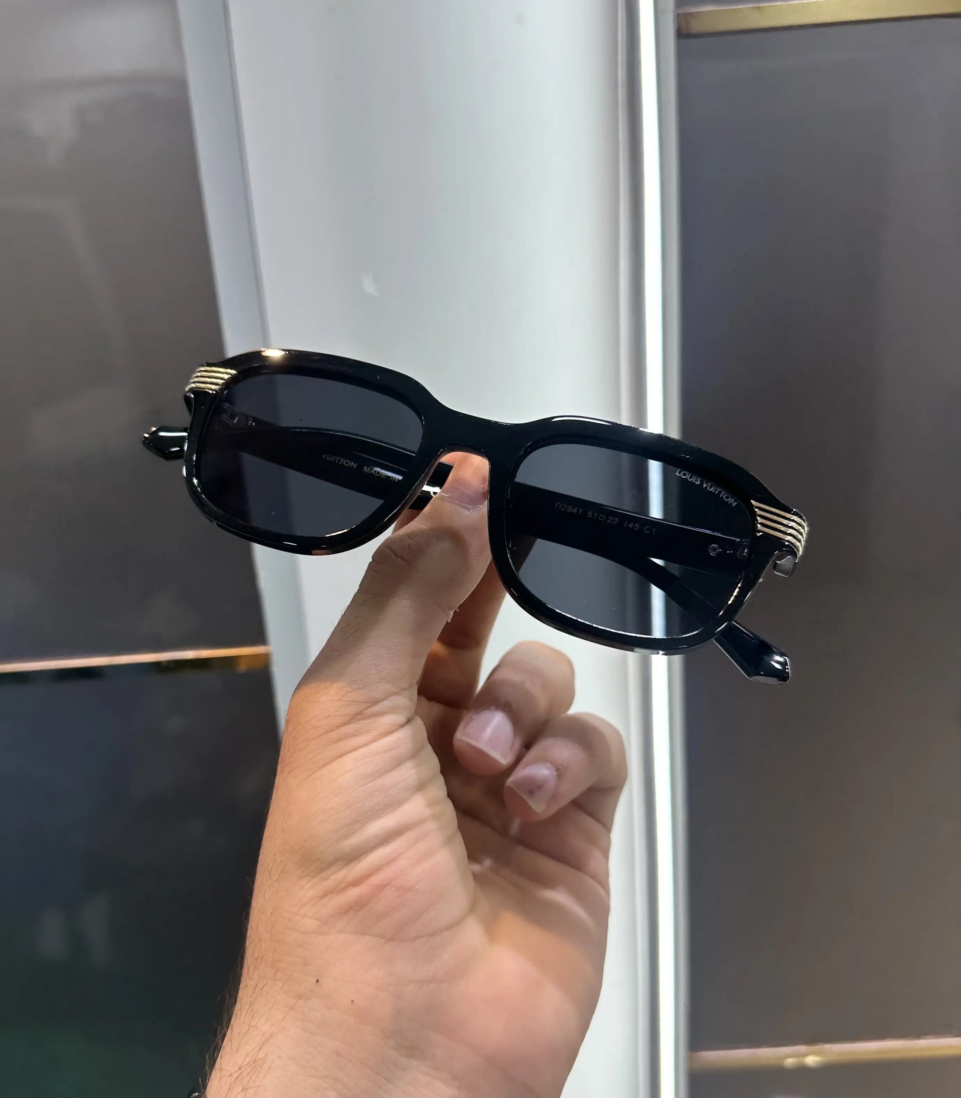 Louis Vuitto n All Black Premium Shades 2941