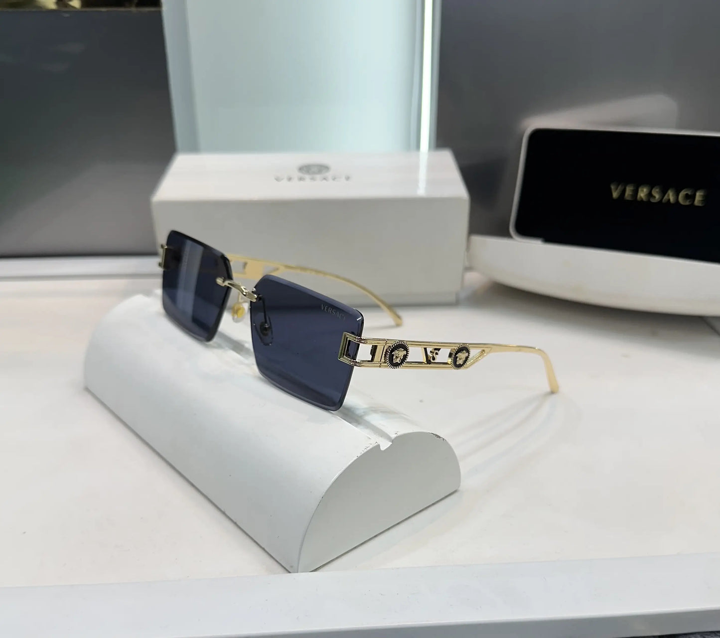 Versac e Gold Black Premium Shades 014