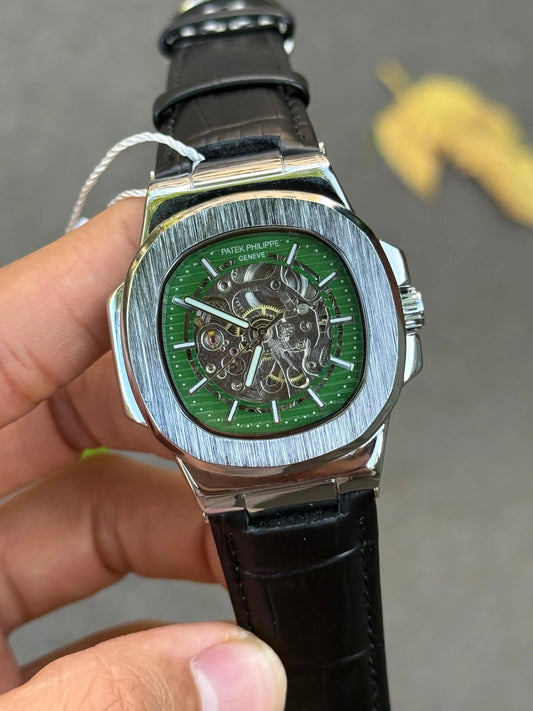 Pate k Phillipe Nautilus Leather Automatic