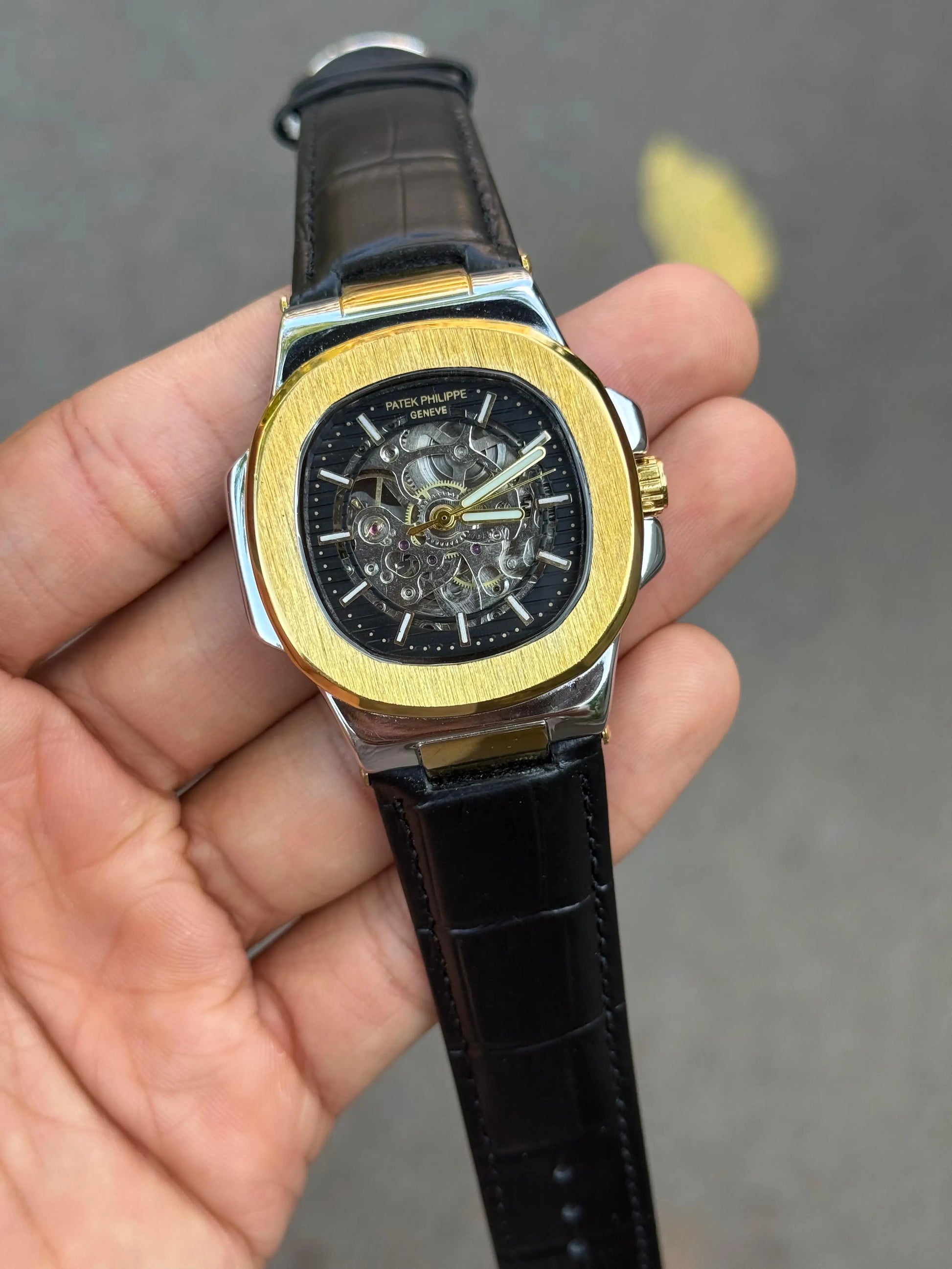 Pate k Phillipe Nautilus Leather Automatic