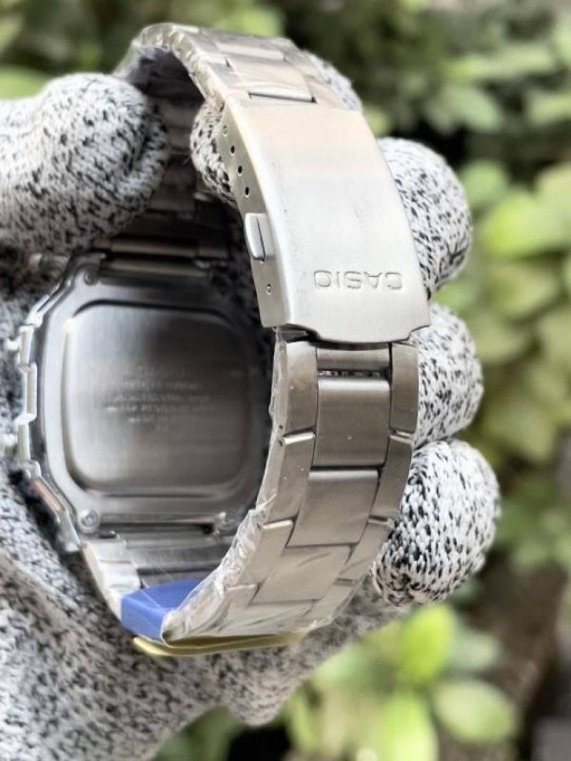 Casio AE 1200 illuminator