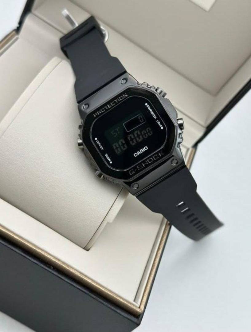 Casio G shock GM 5600
