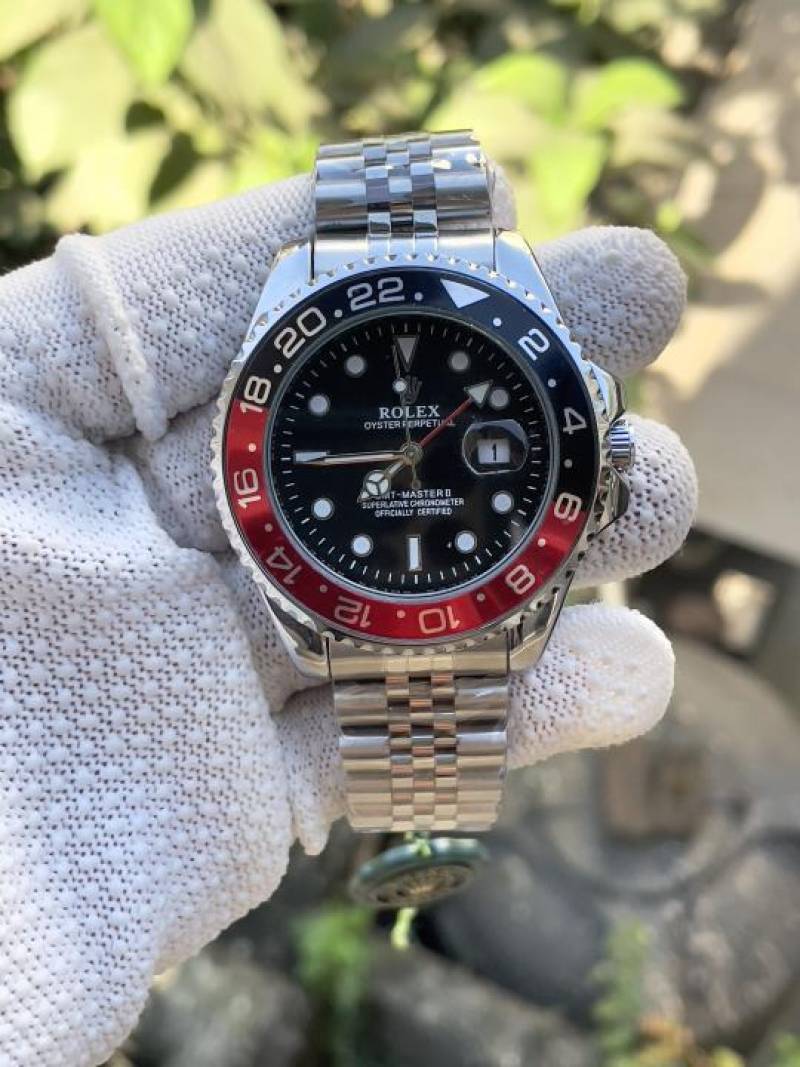 Role_x oyster prepetual GMT MASTER II black red