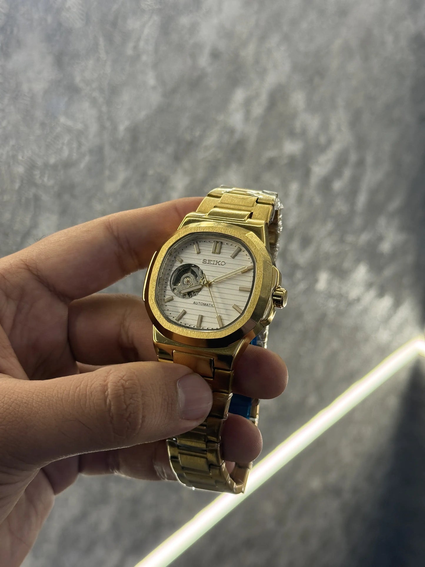 Seiko Nautilus Open Heart Automatic Premium  033g