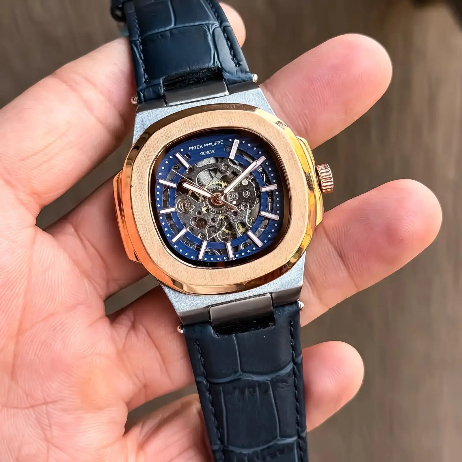 Pate k Phillipe Nautilus Leather Automatic ✓