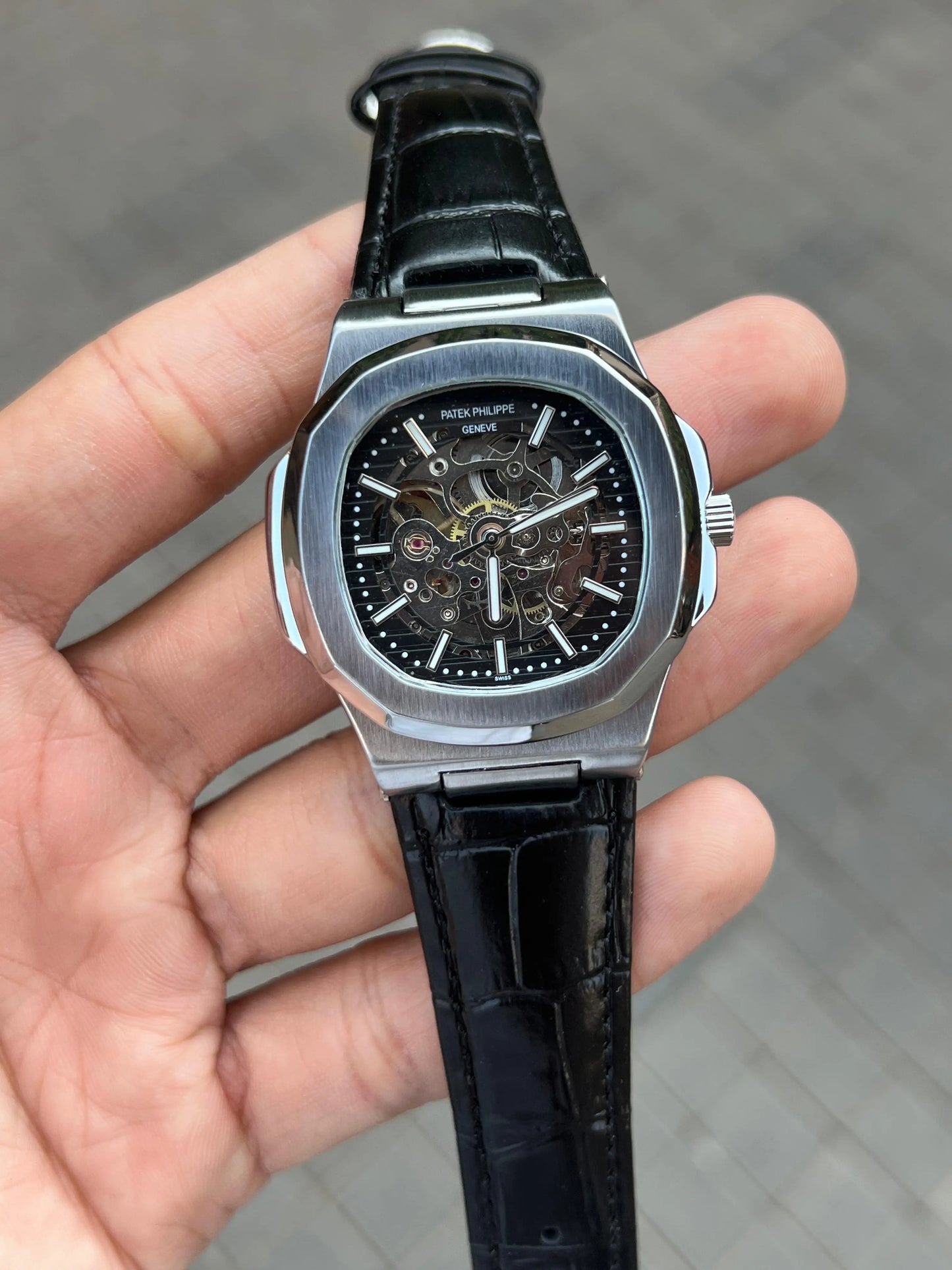 Pate k Phillipe Nautilus Leather Automatic ✓