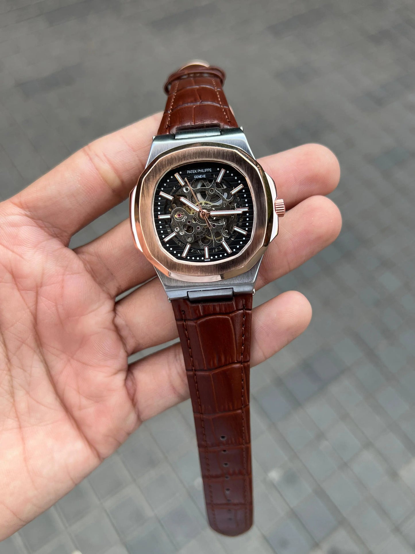 Pate k Phillipe Nautilus Leather Automatic ✓