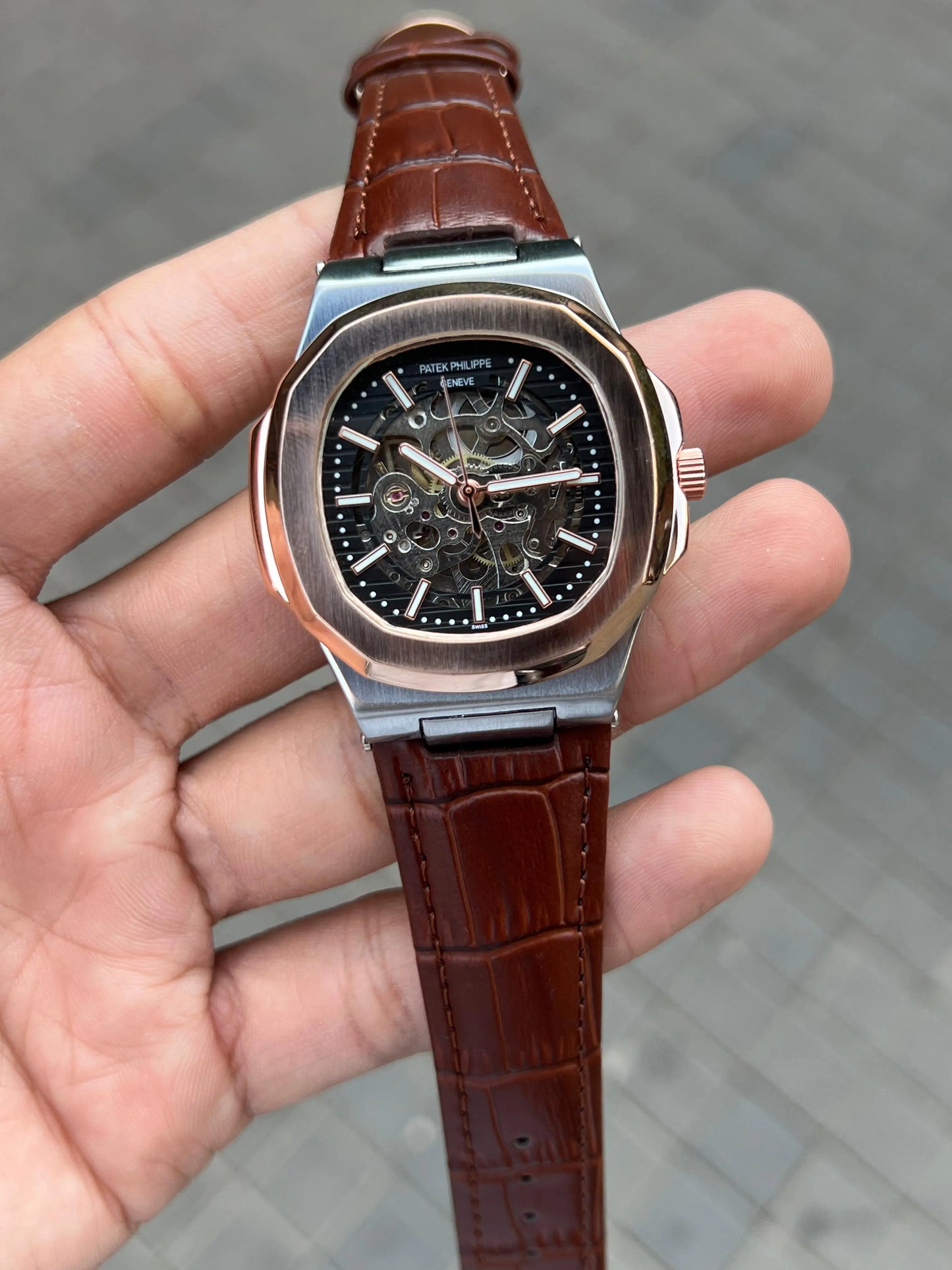 Pate k Phillipe Nautilus Leather Automatic ✓