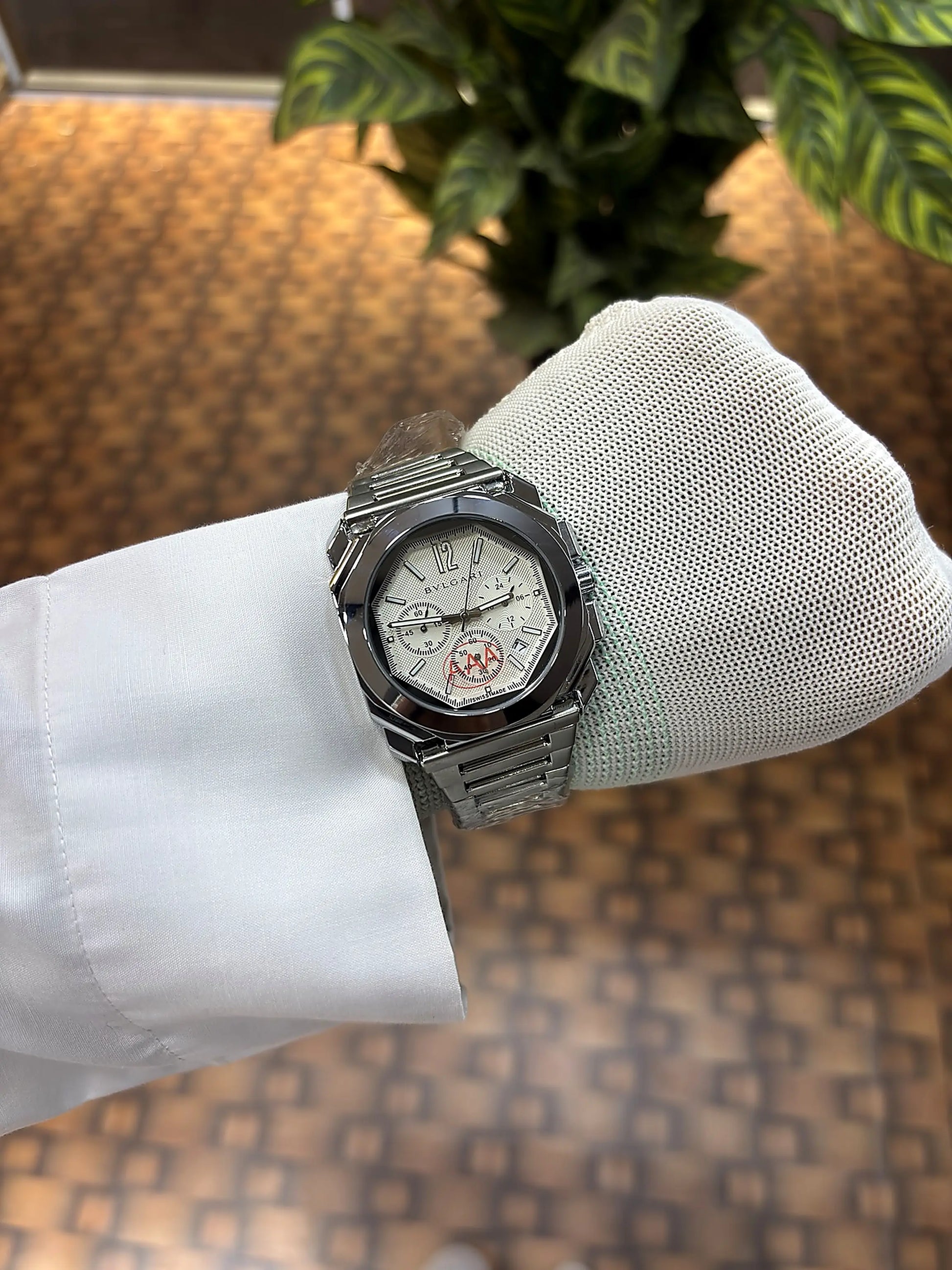 Bvlgari Octo Finissimo chronograph silver-white