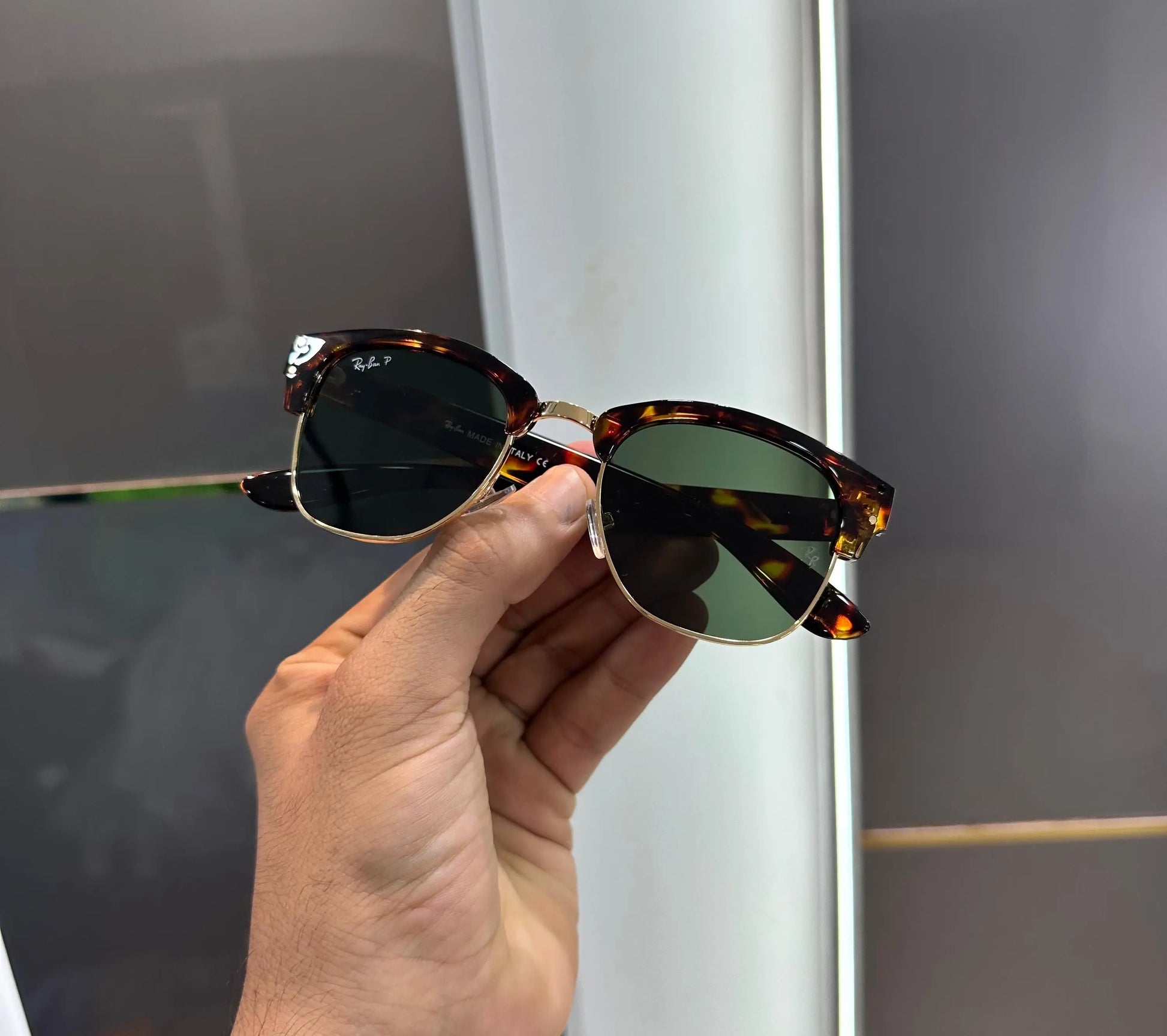 RayBan Tiger Green Premium Shades 504