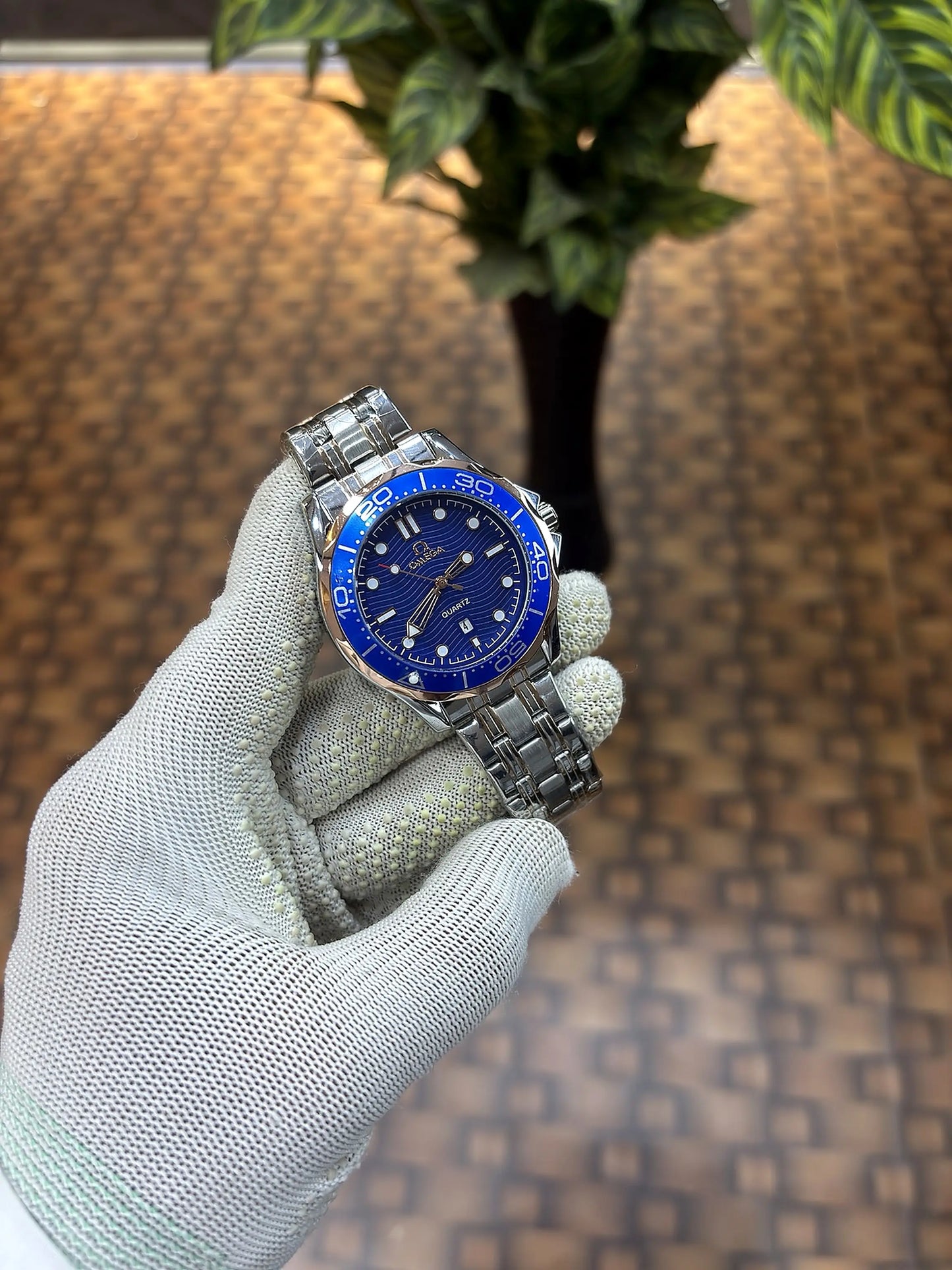 OMEGA SEAMASTER DIVER 300M 2 tone blue dial