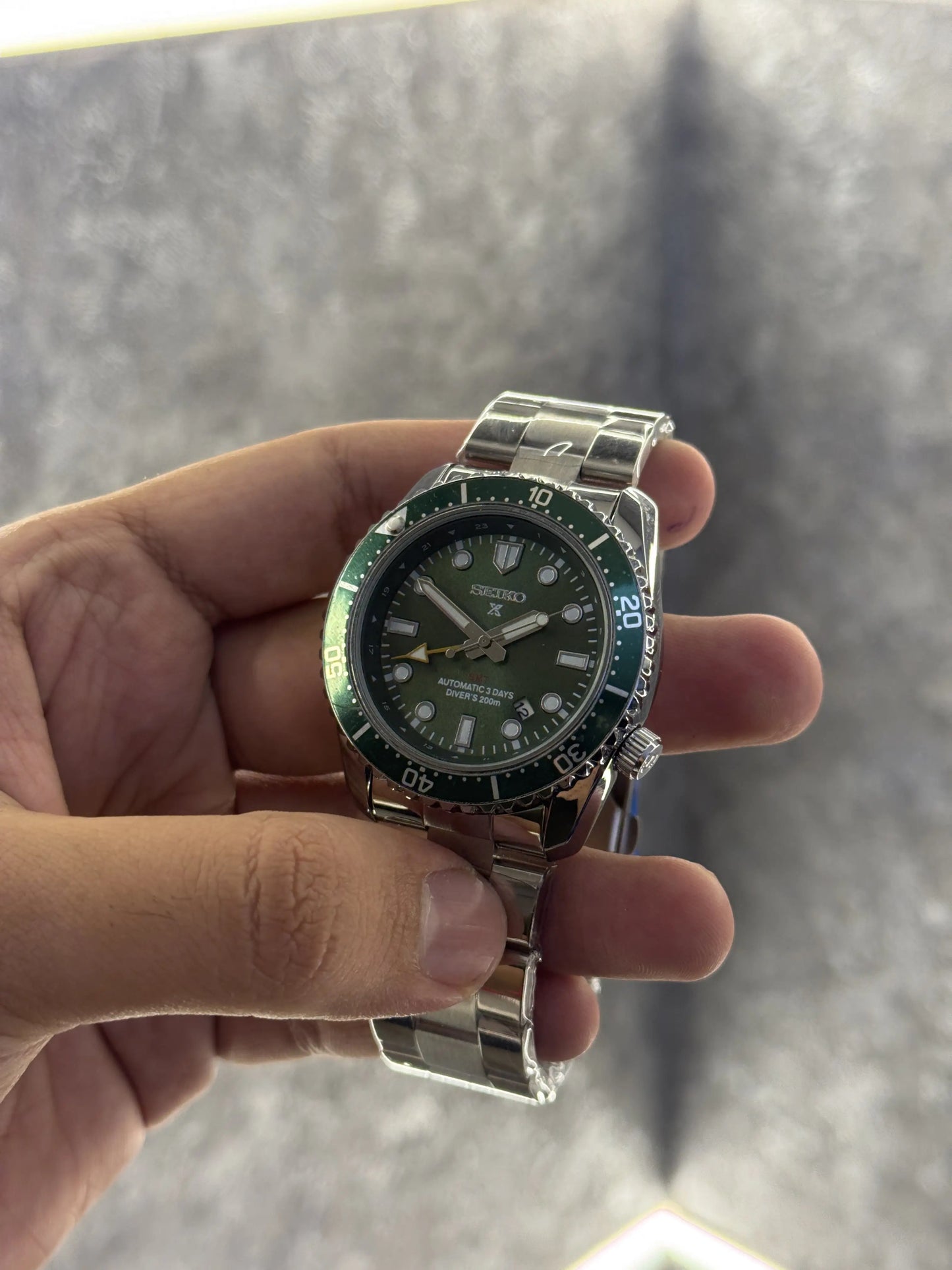 Seiko Prospex GMT Divers Dark Green 076