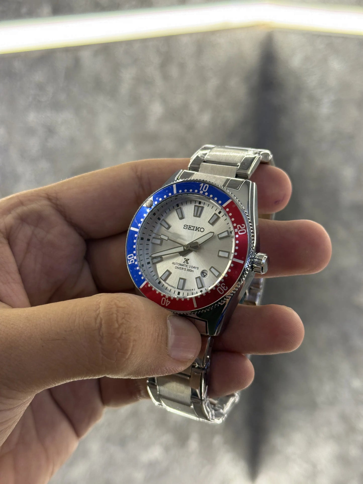 Seiko prospex Back open Pepsi dial 072