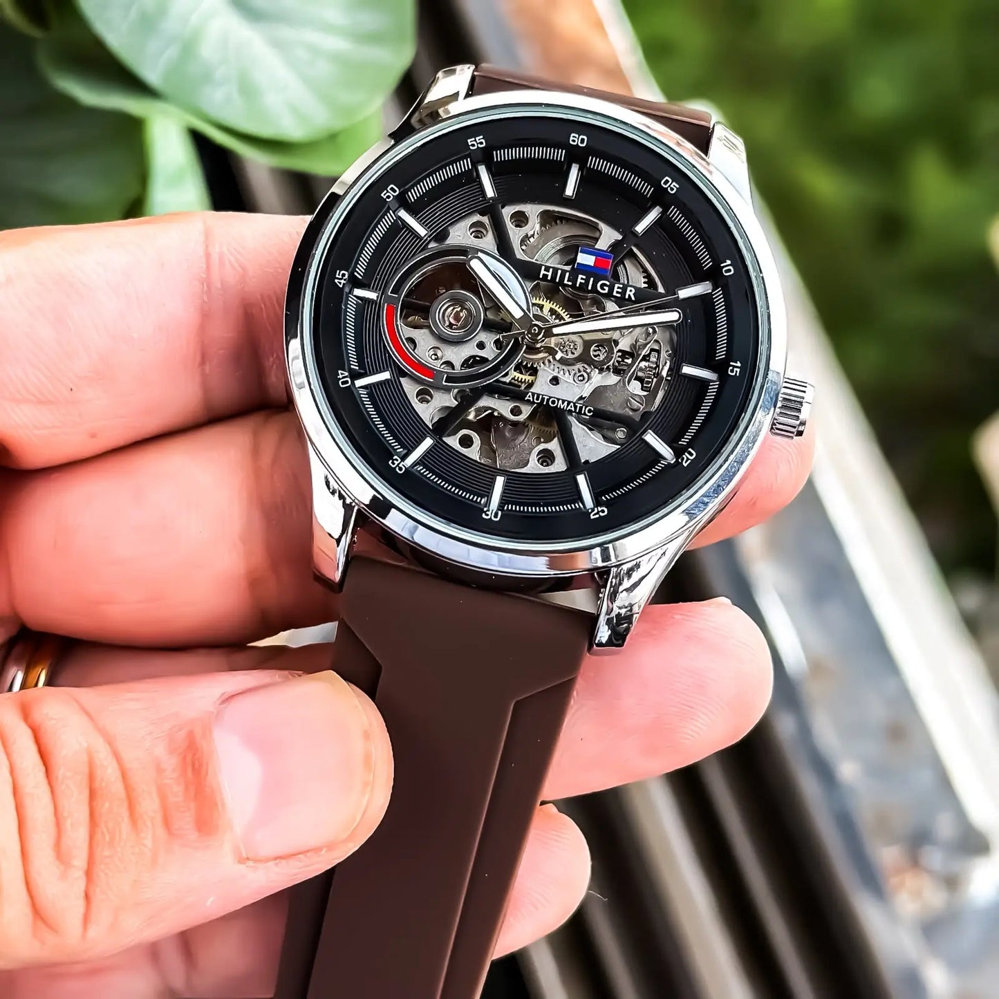 TOMMY_AUTO_SILVER_BROWN