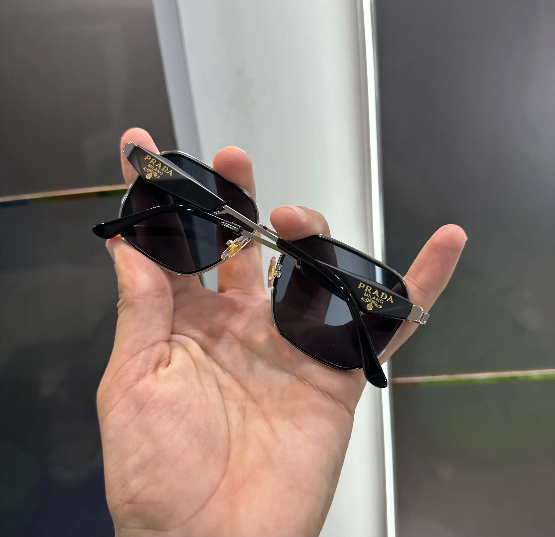 Prad a Silver Black Premium Shades 119