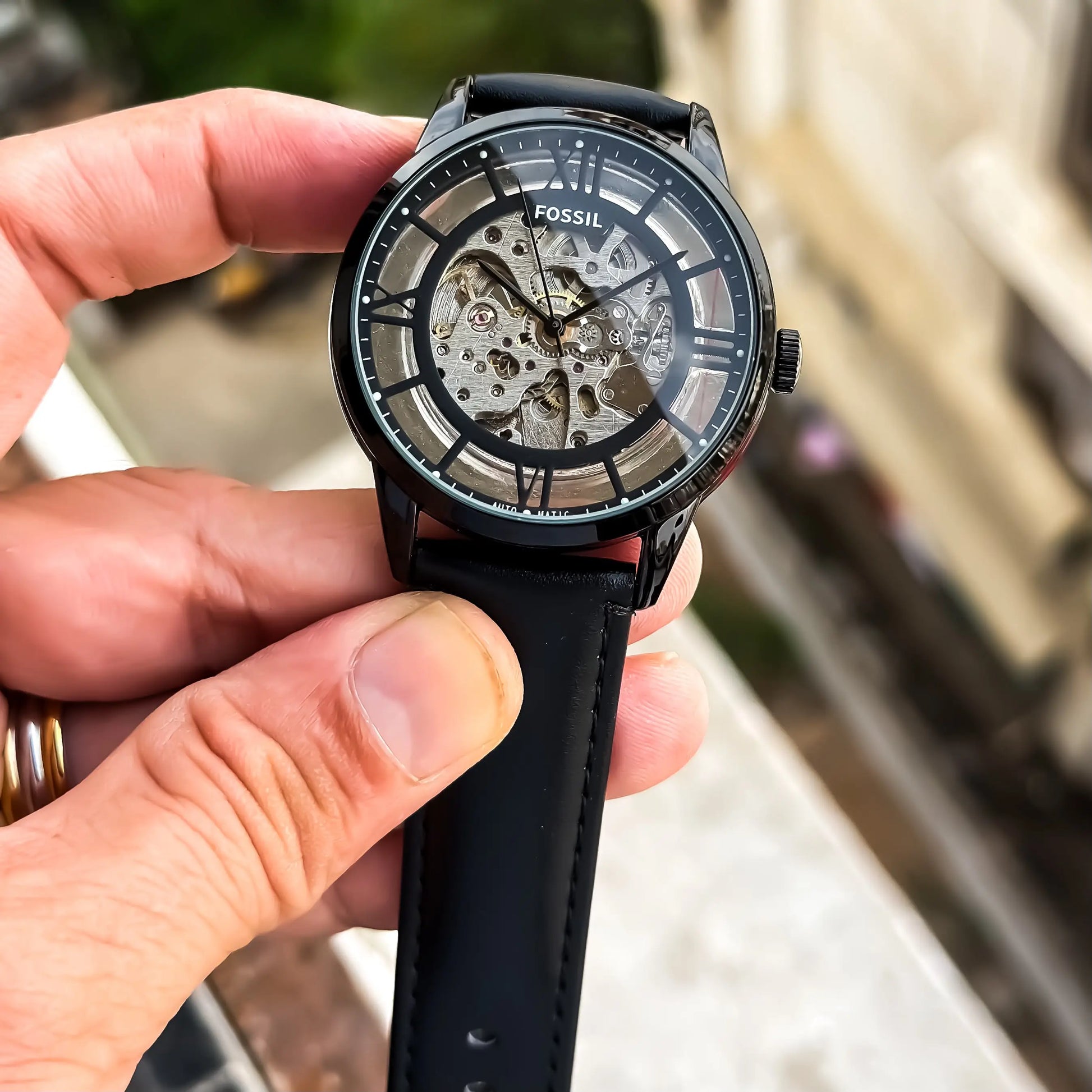 FOSSIL_AUTO_LEATHER_BLACK