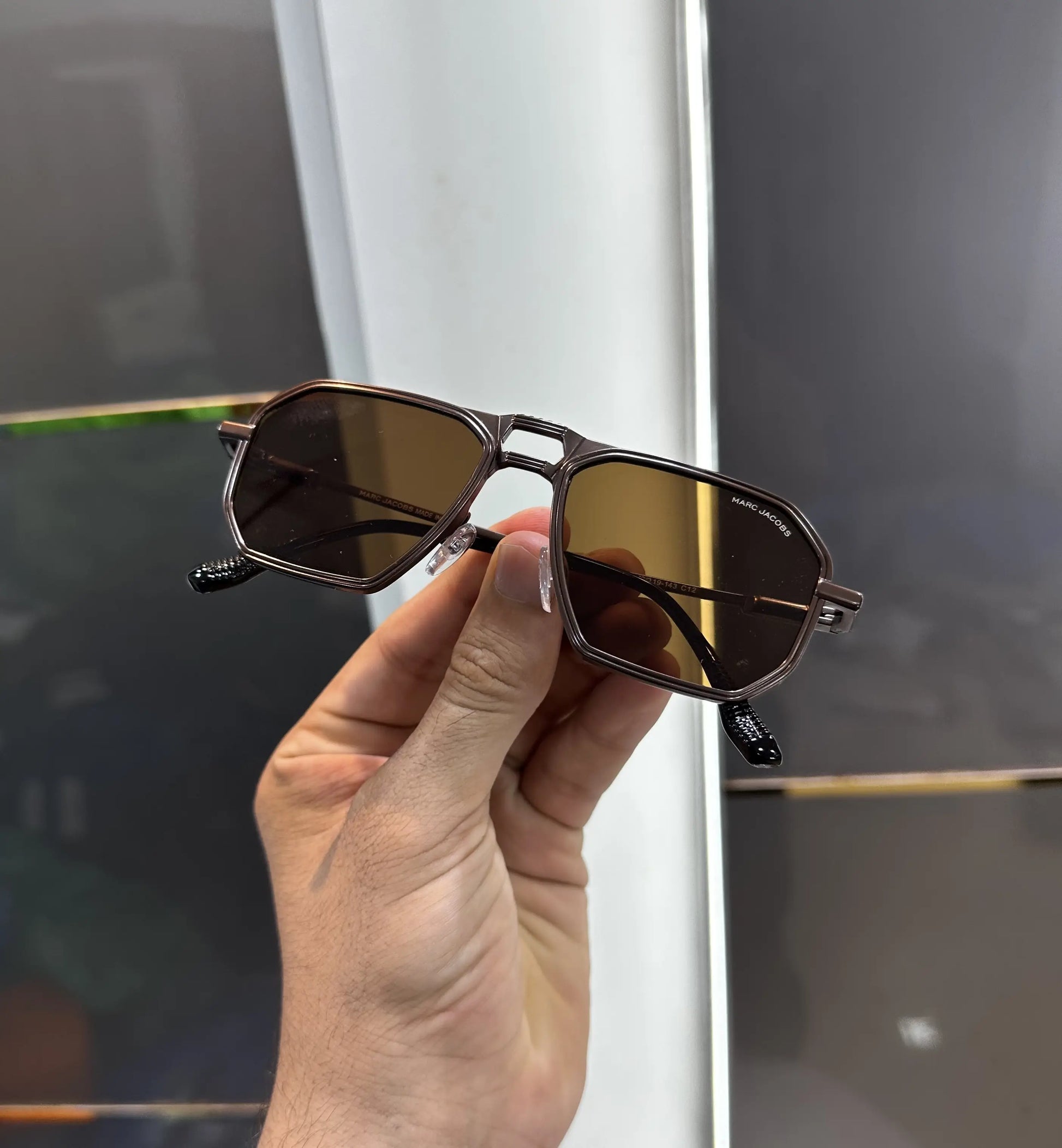 Marc Jacobs All Brown Metal Premium Shades 545