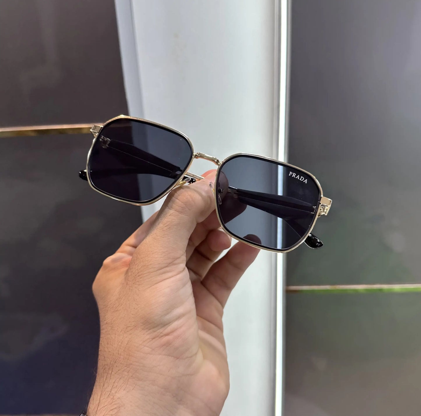 Prad a Gold Black Premium Shades 119