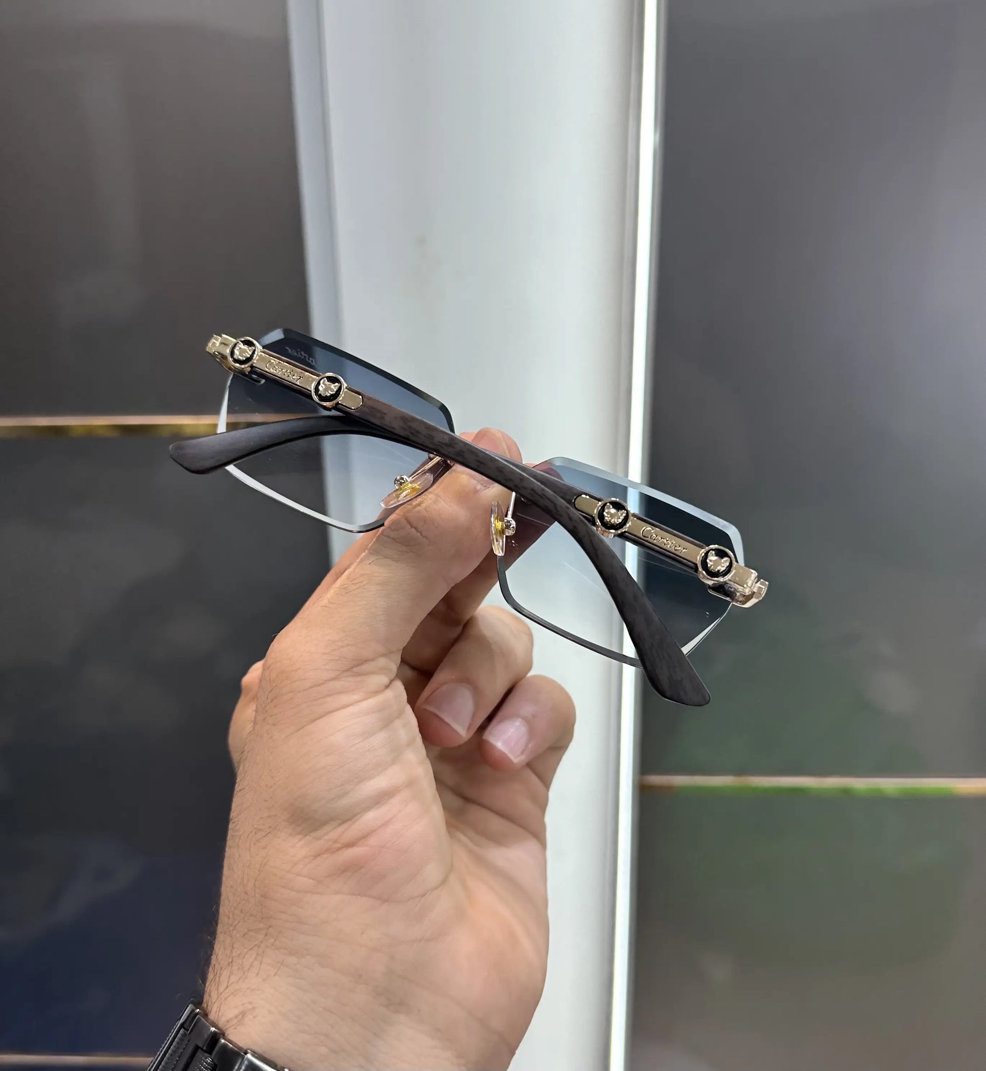Cartie r Black Blue Premium Shades 021