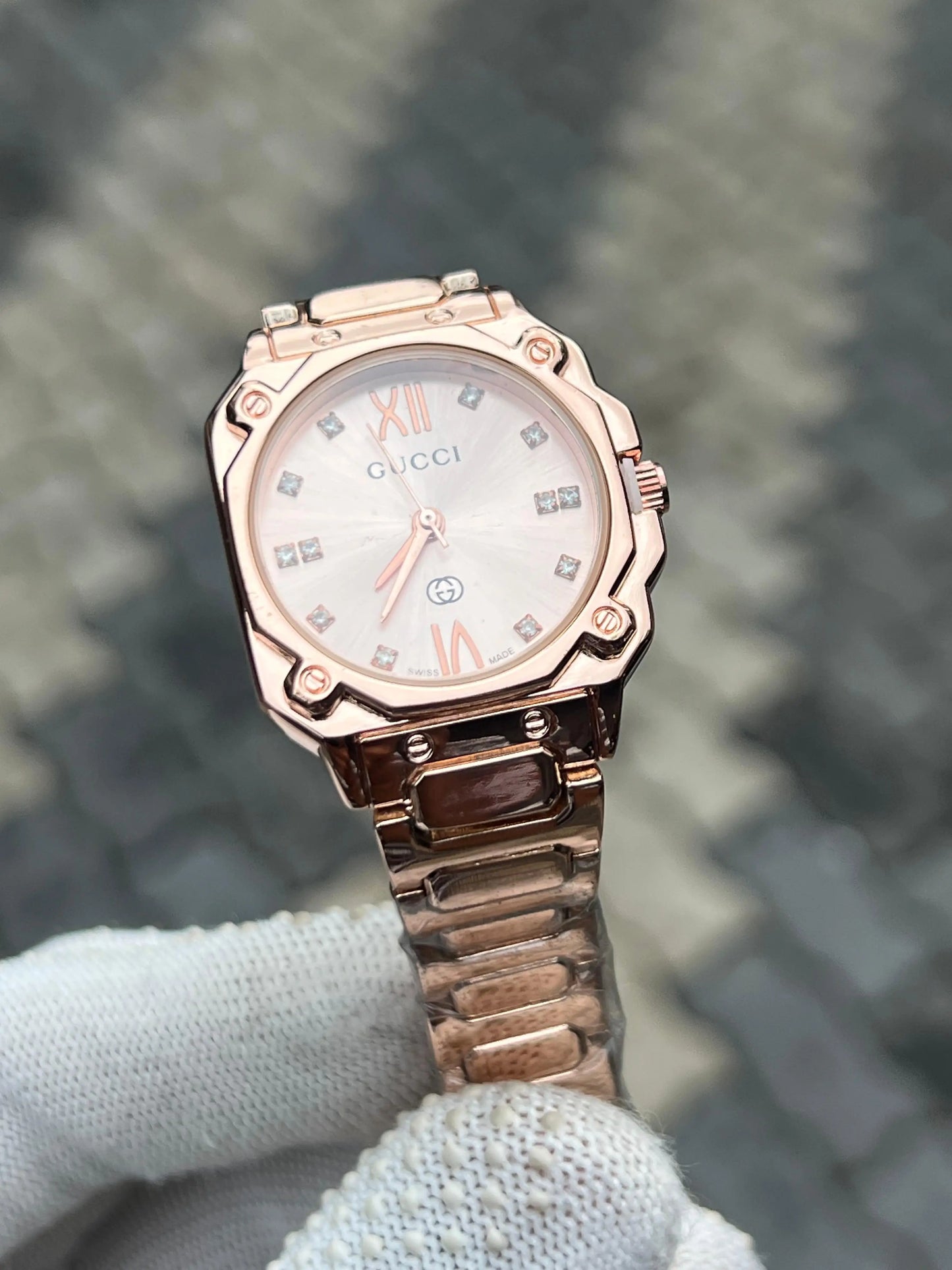 Gucc i Ladies Diamond watch