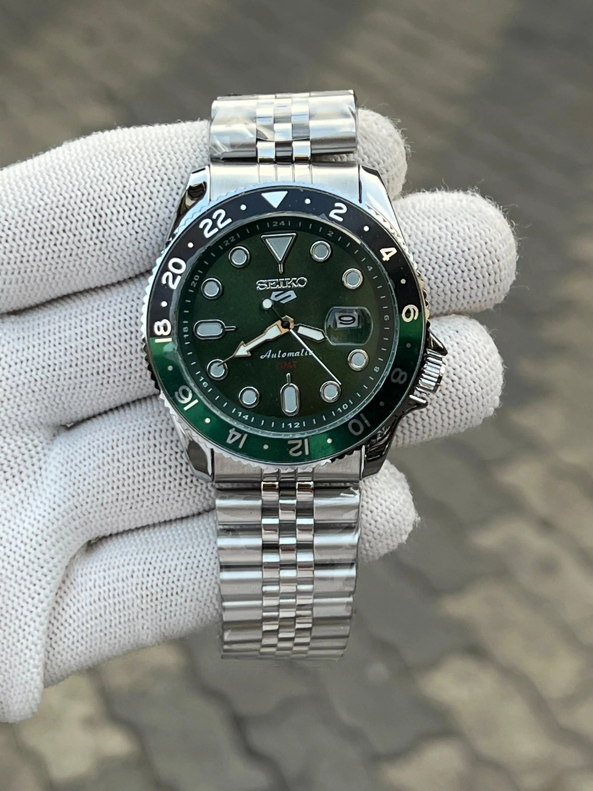 Seik_o 5 Sports Blue GMT Green Swift Movement Back Open
