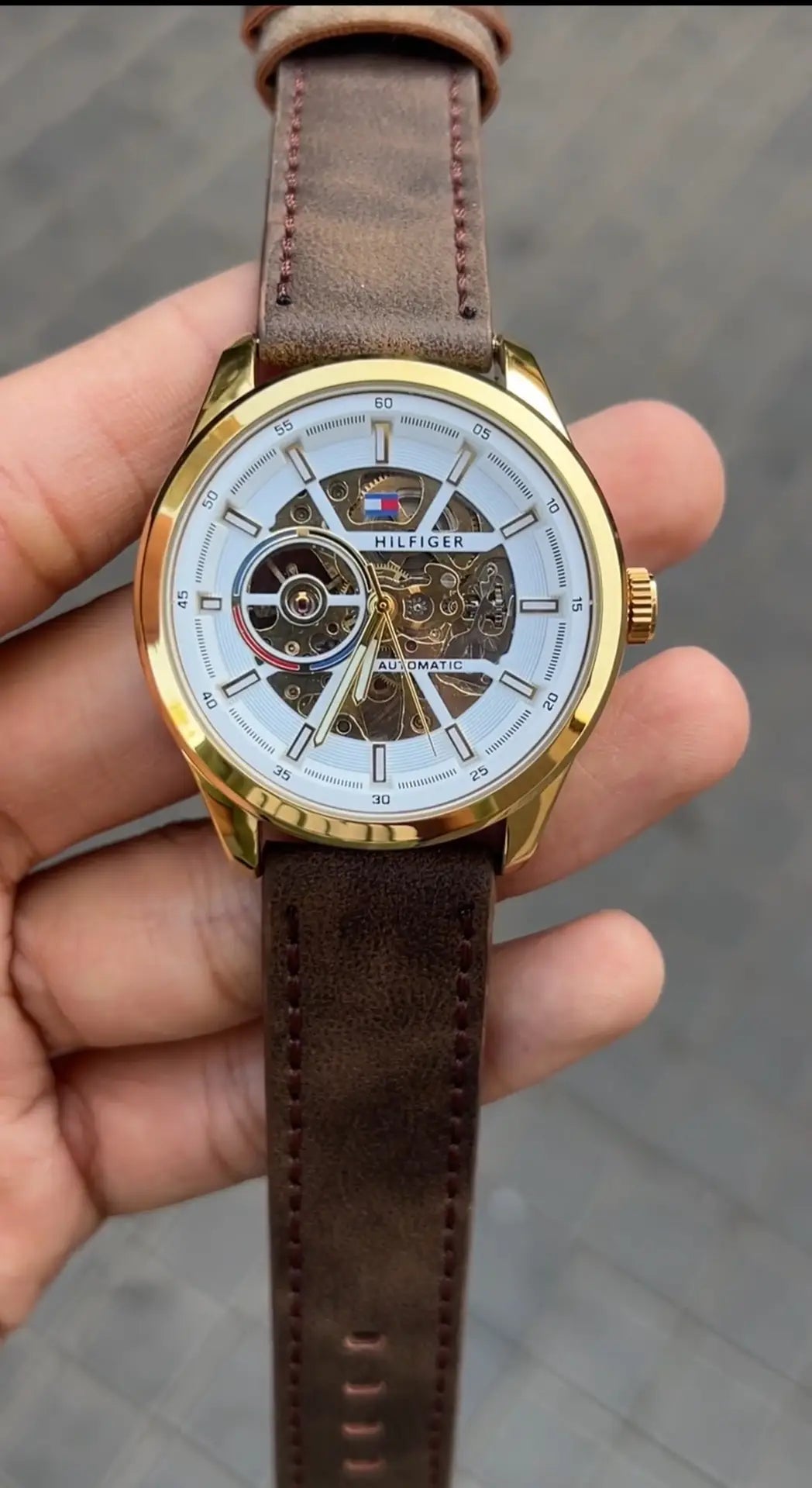 Tommy Hilfige r Automatic