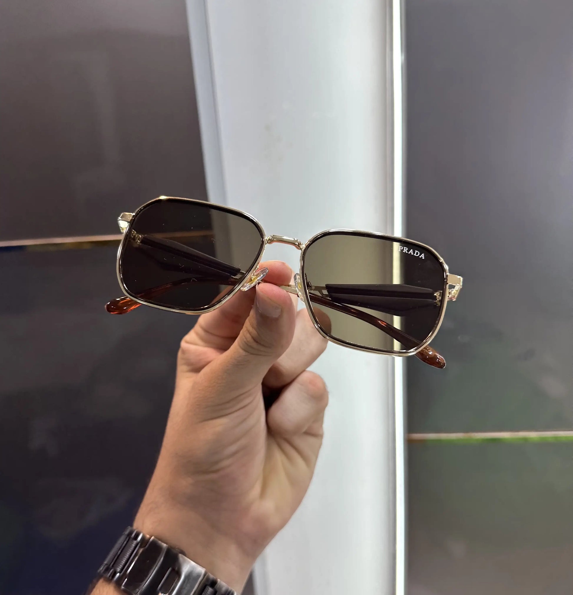 Prad a Gold Brown Premium Shades 119