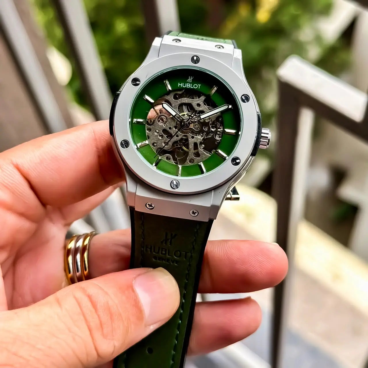 HUBLOT_AUTO_SILVER-GREEN